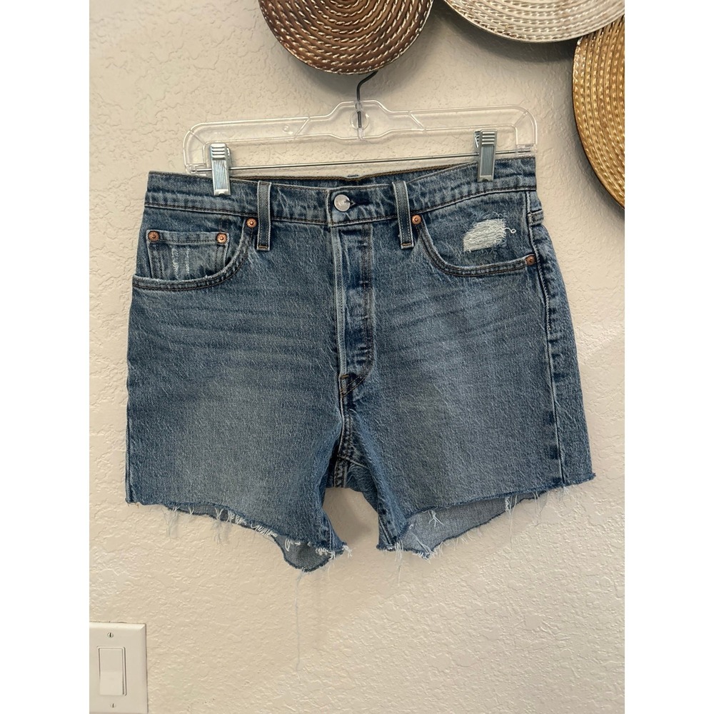 Levi's® Women's 501° Original
Shorts size 29‎